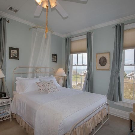 Shorecrest Bed And Breakfast Southold Exterior foto