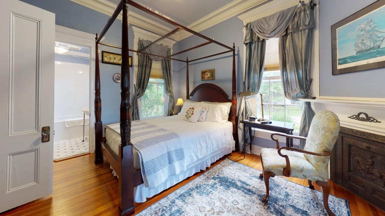Shorecrest Bed And Breakfast Southold Exterior foto