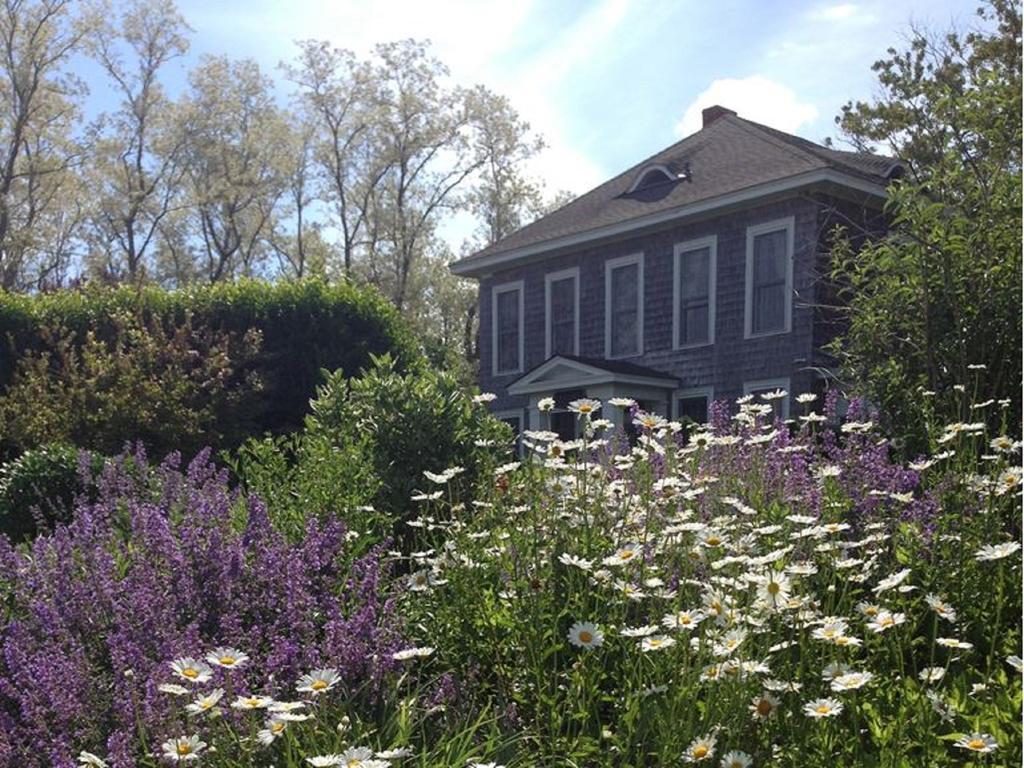 Shorecrest Bed And Breakfast Southold Exterior foto